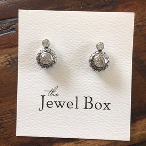 Cz and silver earrings